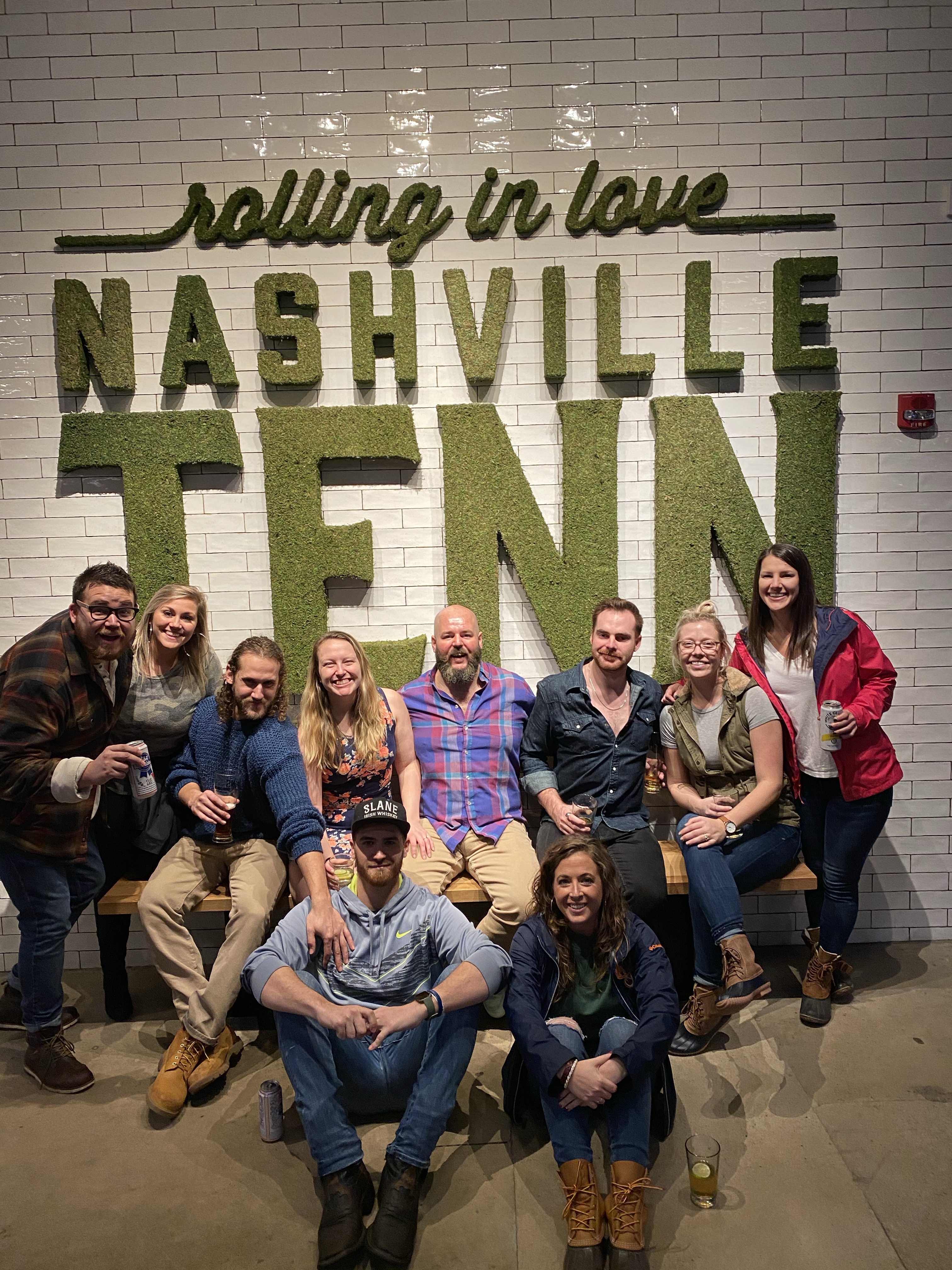 Vibrant Badass Guide to Making New Friends